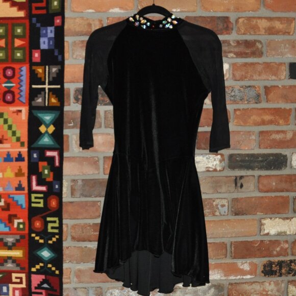 SixO Black Velvet Figure Skating Dance Competition Dress Sheer Sleeves L - Picture 9 of 11